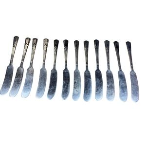 Court Silver Plate Fleur de Lis Butter Spreaders Set of 12 Vintage Flatware